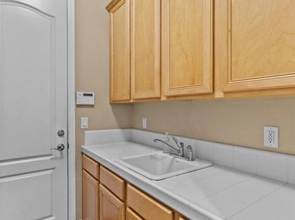 9290 Eagle Springs Pl, Roseville, CA 95747 Photo
