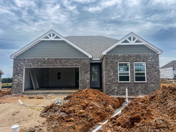 2011 Bennett Creek Dr , Columbia, TN 38401