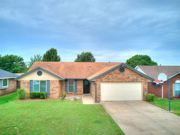 4308 Trinity Drive, Shawnee, OK 74804