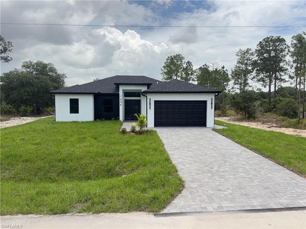 1654 Poinsettia AVE, LEHIGH ACRES, FL 33972