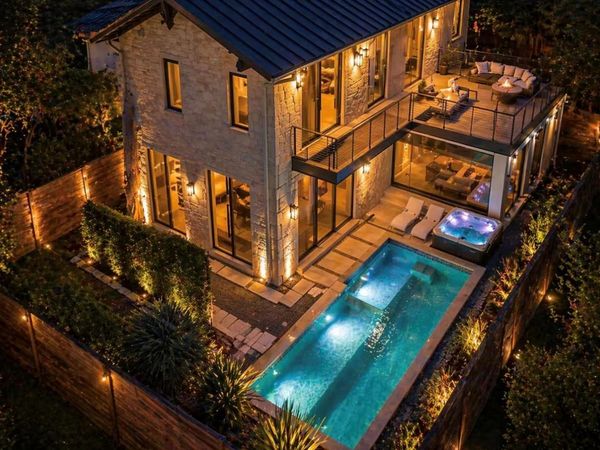 2309 S 4th ST, Austin, TX 78704
