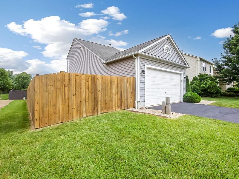 4478 Knoll Crest Drive, Grove City, OH 43123 Photo 3