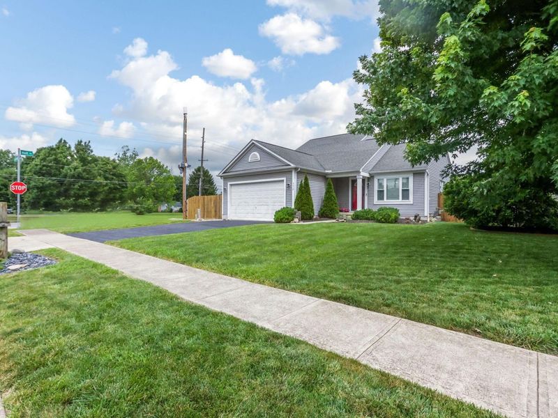 4478 Knoll Crest Drive, Grove City, OH 43123 Photo 4