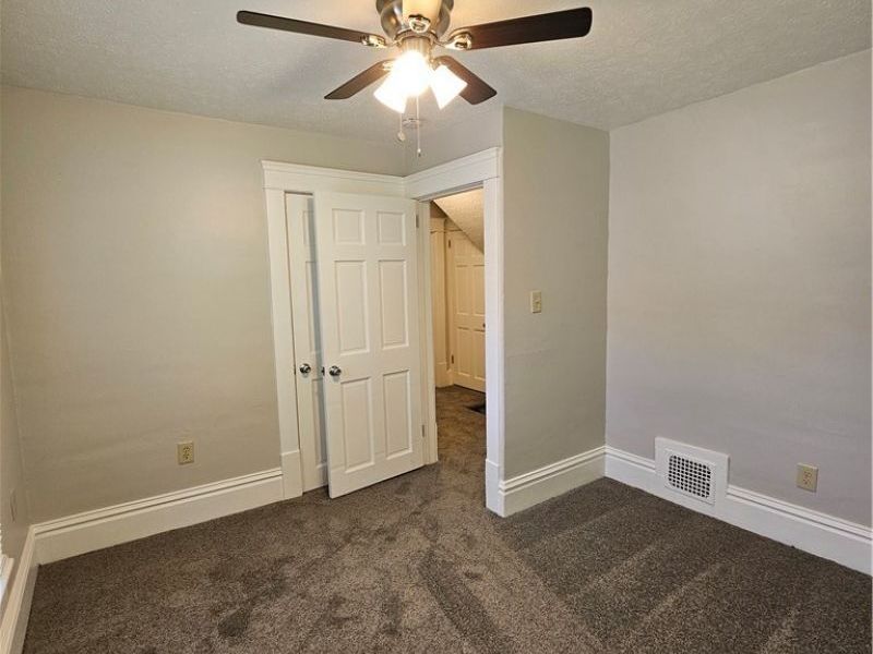 1005 Raymond Street, Akron, OH 44307 Photo 19
