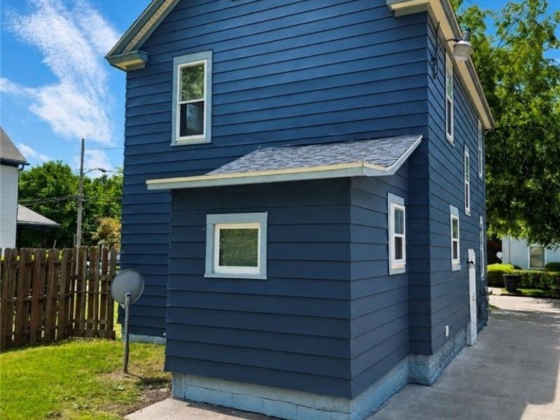 1005 Raymond Street, Akron, OH 44307 Photo 4