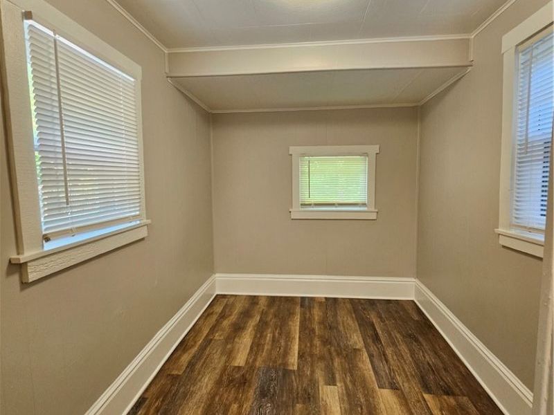 1005 Raymond Street, Akron, OH 44307 Photo 6
