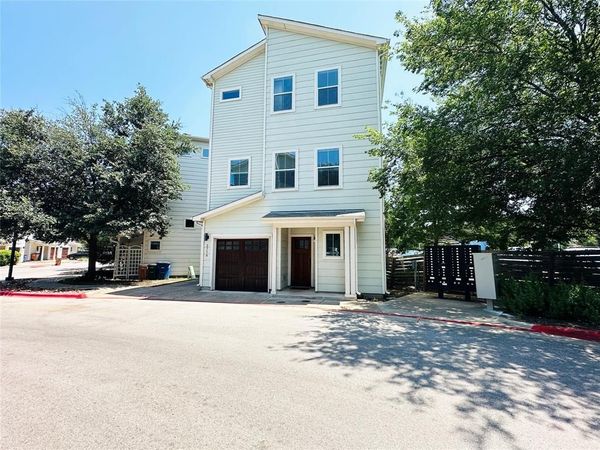 2716 Halcyon DR, Unit 38, Austin, TX 78702