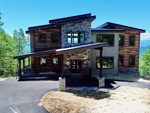 3026 Tower Rd, Sevierville, TN 37876