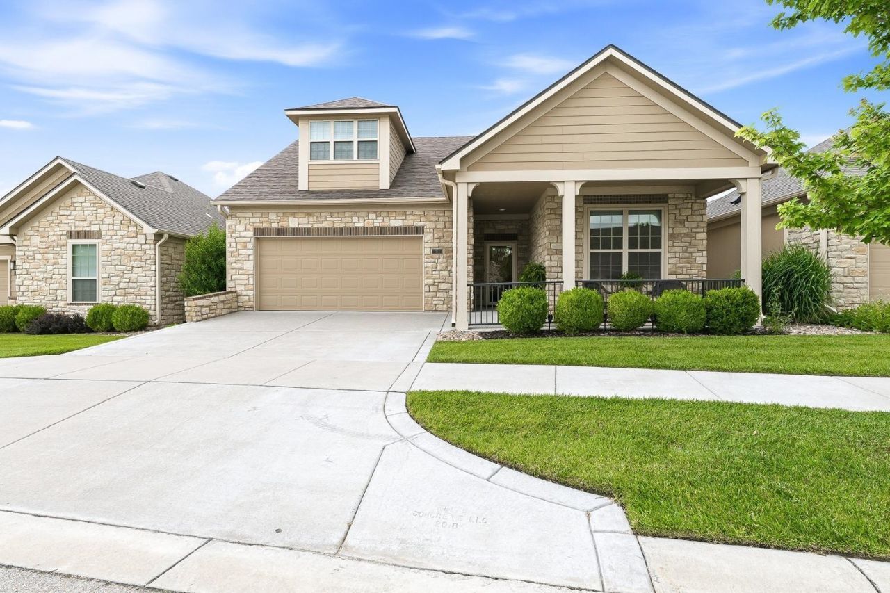 1212 S Nineiron, Wichita, KS 67235 Main Photo