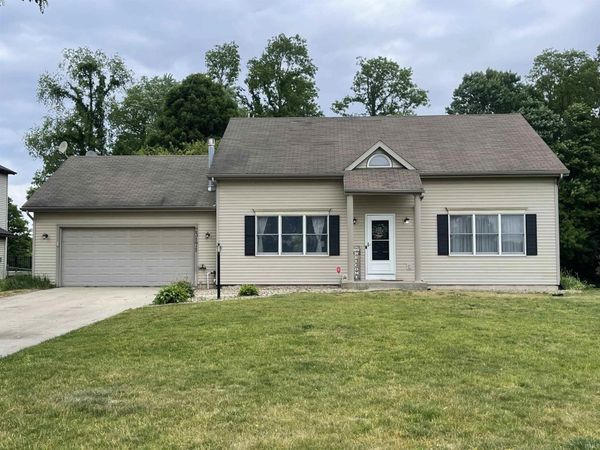 23171 N Oakleaf Drive, Elkhart, IN 46514