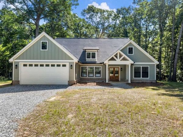 1885 Post Road , Cleveland, GA 30528