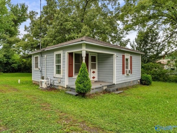 410-1 Ponroy Street, Scottsboro, AL 35768