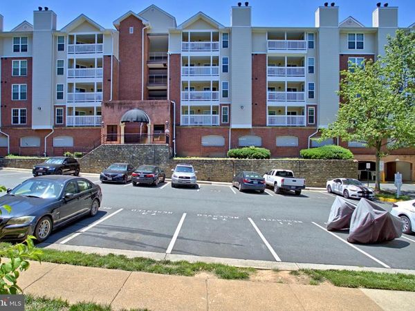 1524 LINCOLN WAY, Unit 211, MCLEAN, VA 22102