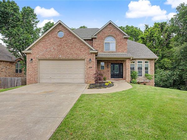 408 Willington Lane , Bentonville, AR 72712