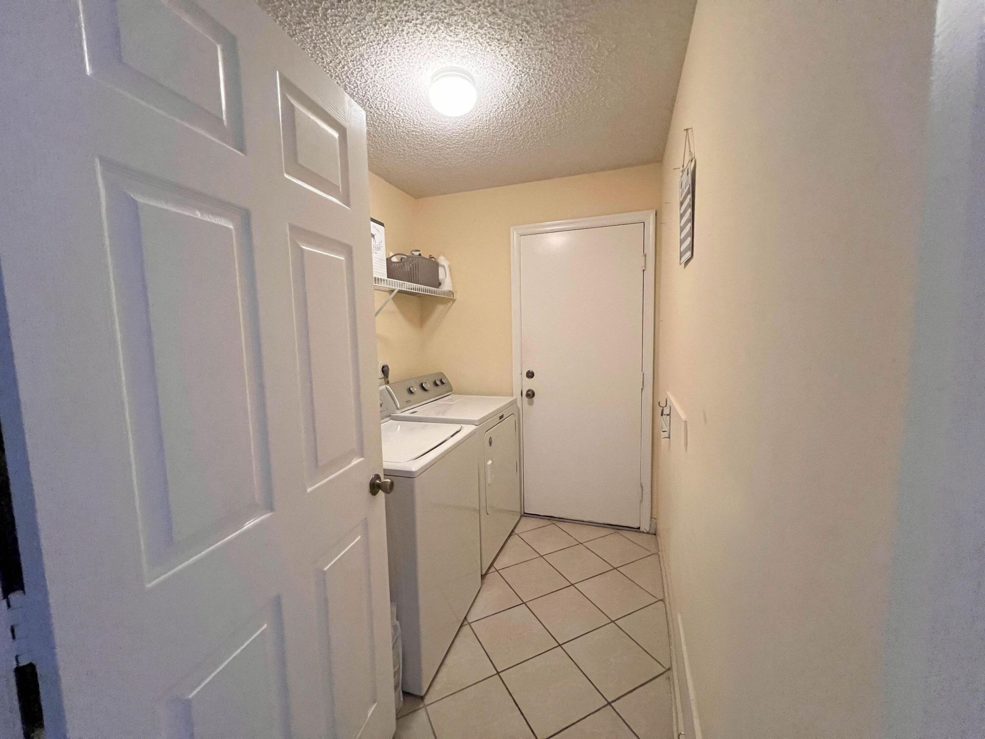 8229 White Rock Circle, Boynton Beach, FL 33436 Photo