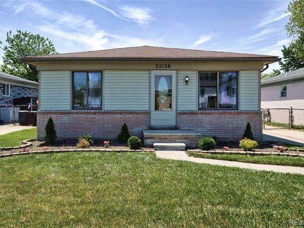 32138 Glaser Road , Brownstown Twp, MI 48173