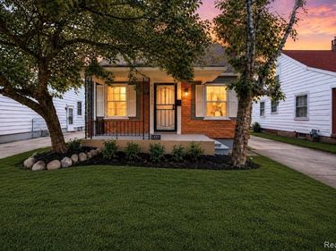23809 Normandy Avenue, Eastpointe, MI 48021