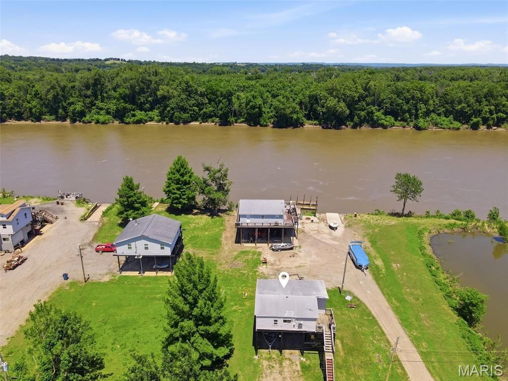 21 Lehmond Island Road , Unincorporated, MO 63301 Main Photo