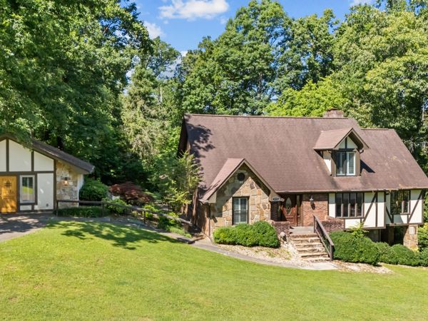 1056 Topside Drive, Sevierville, TN 37862
