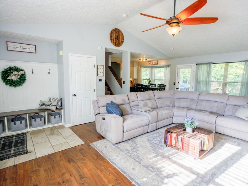 844 Windy Hill Lane, Galloway, OH 43119 Photo 6