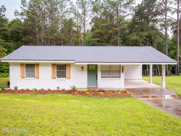 794 Yeates Subdivision Road, Starkville, MS 39759