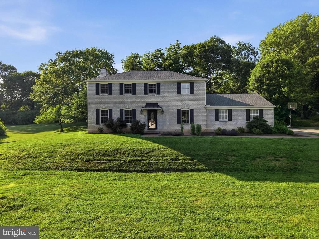 609 E PLEASANT GROVE ROAD , WEST CHESTER, PA 19382