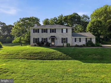 609 E PLEASANT GROVE ROAD, WEST CHESTER, PA 19382