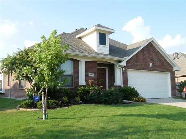 2409 Deerwood Drive , Little Elm, TX 75068