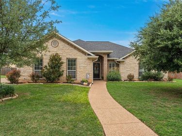 929 Princess Diana Drive , Waco, TX 76657