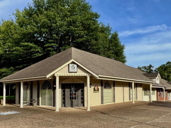 2503 PINE Street, Arkadelphia, AR 71923