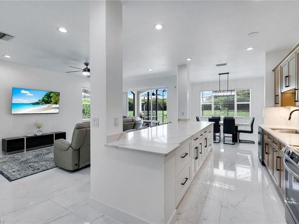 20370 Larino LOOP, ESTERO, FL 33928
