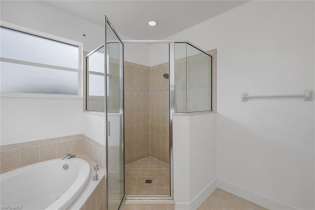 20370 Larino Loop, Estero, FL 33928 Photo