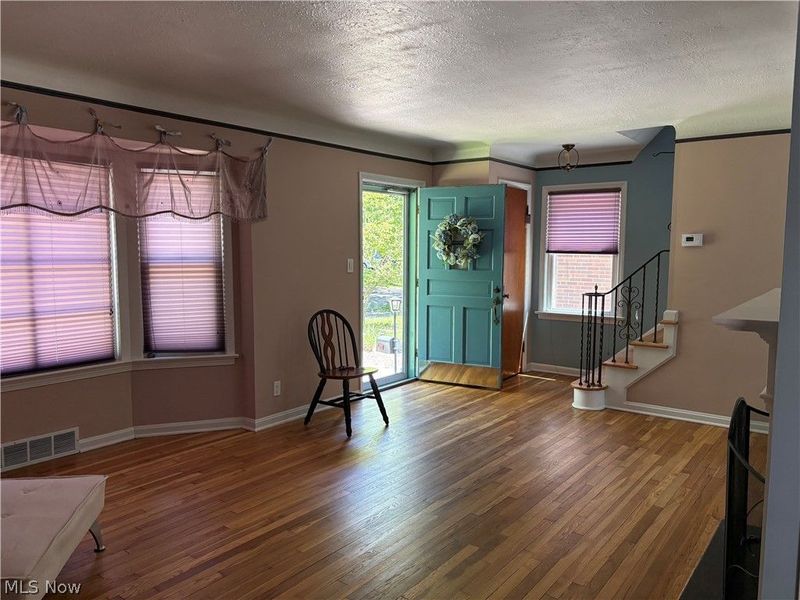 54 E 213th Street, Euclid, OH 44123 Photo 6
