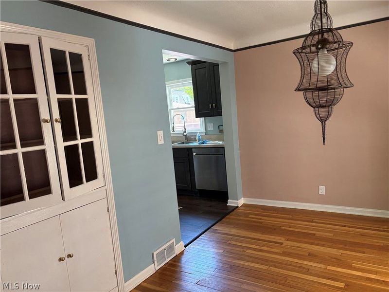 54 E 213th Street, Euclid, OH 44123 Photo 7