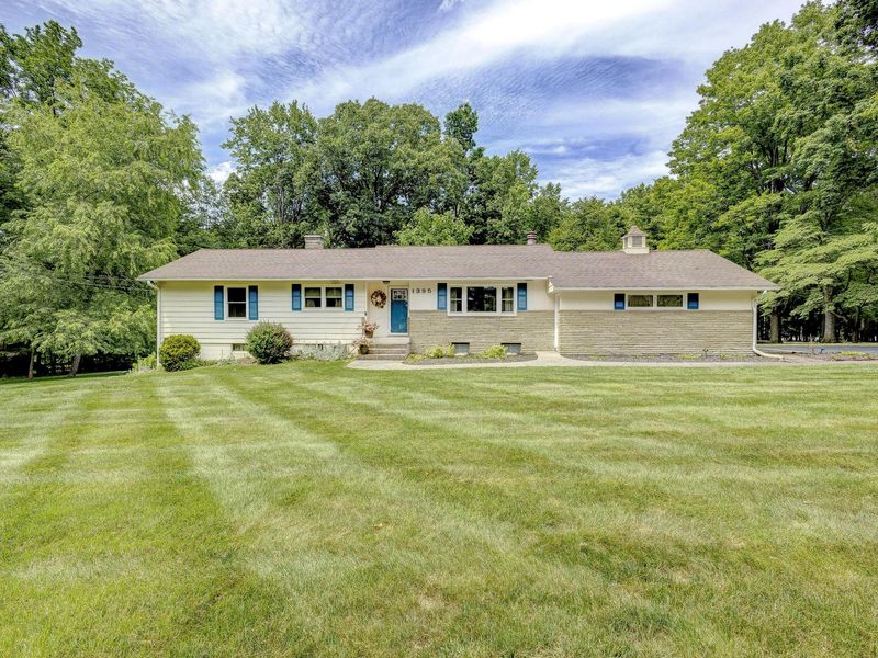 1395 New Gambier Road, Mount Vernon, OH 43050 Photo 1