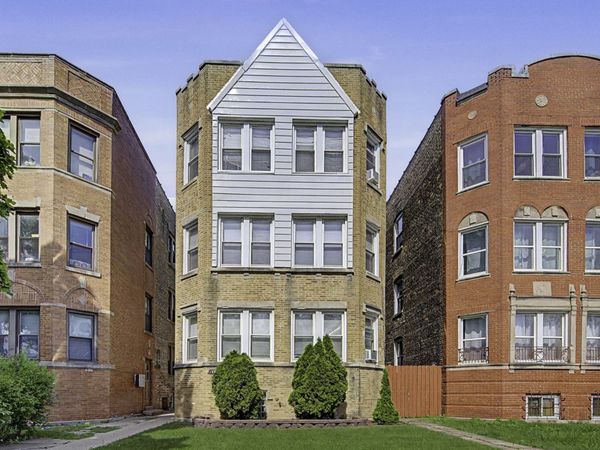 10724 S Avenue C , Unit 2, Chicago, IL 60617