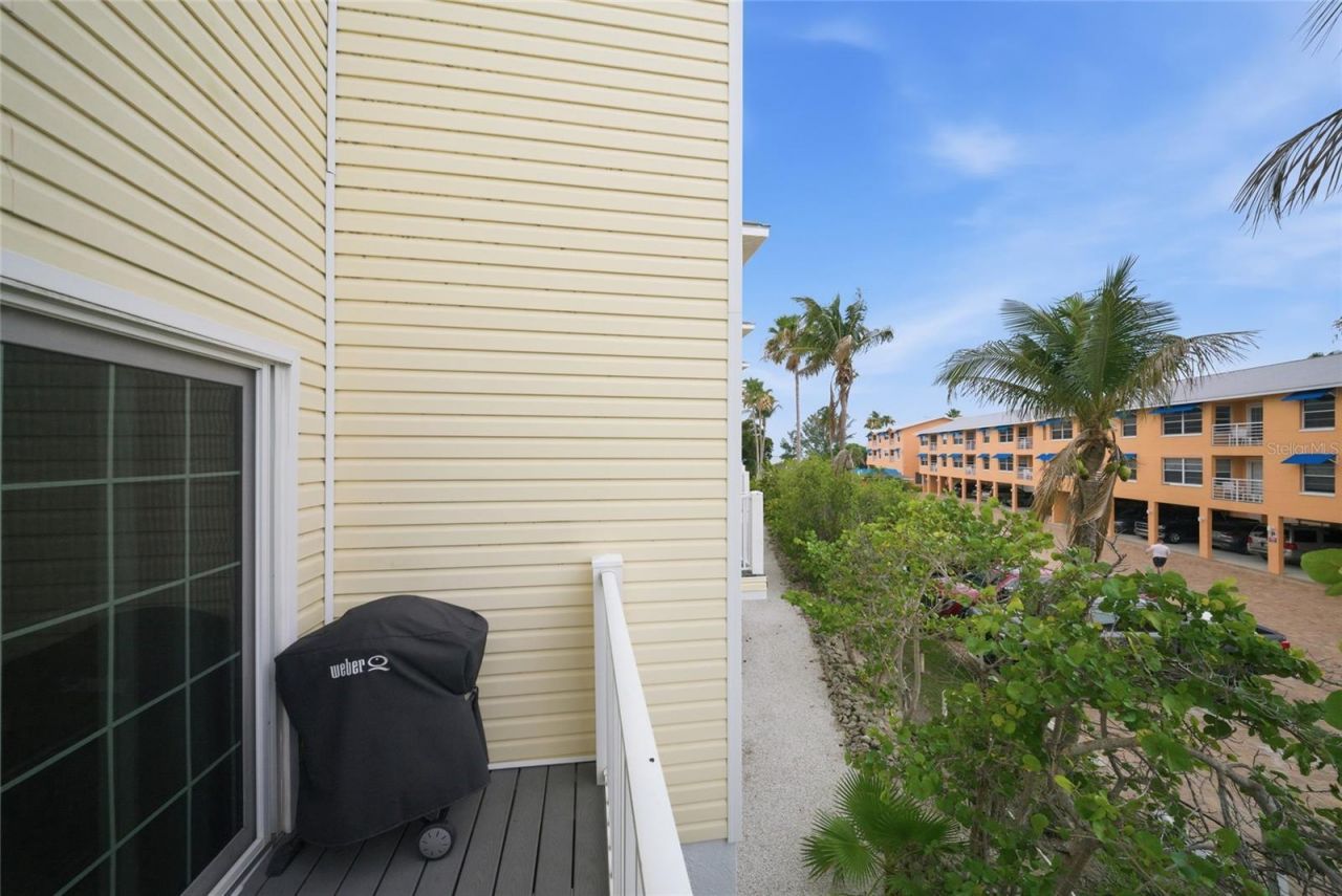 1473 Gulf Drive N, Bradenton Beach, FL 34217 Photo