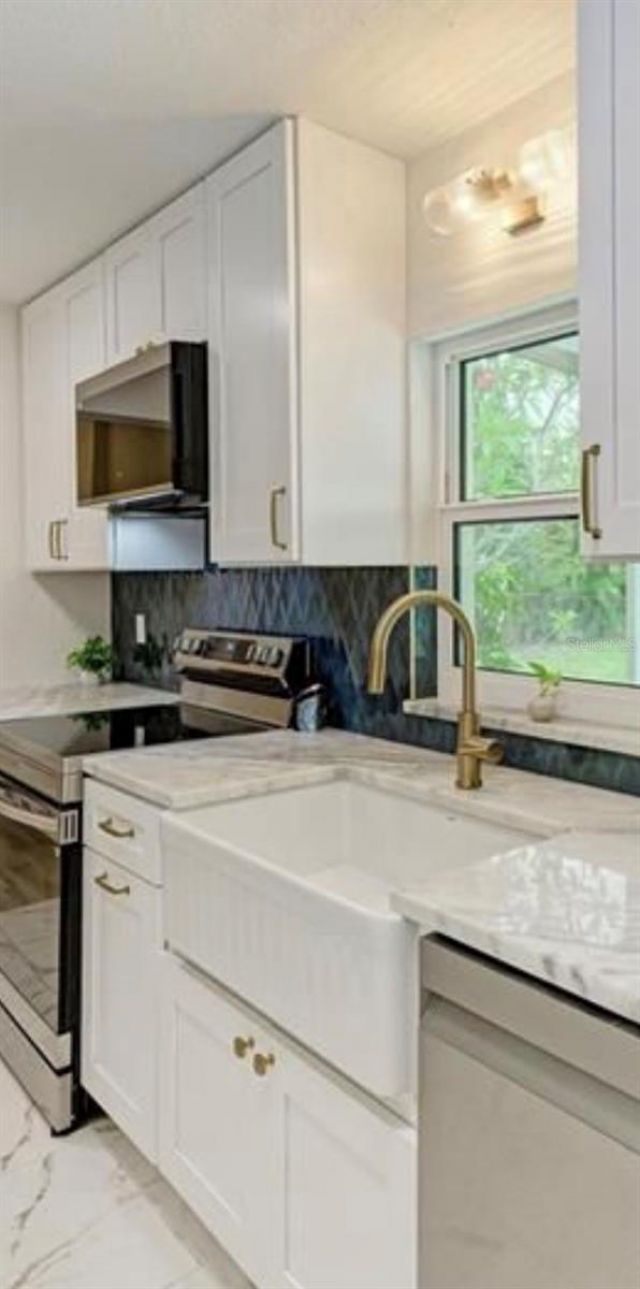 449 W Tarpon Boulevard Nw, Port Charlotte, FL 33952 Photo
