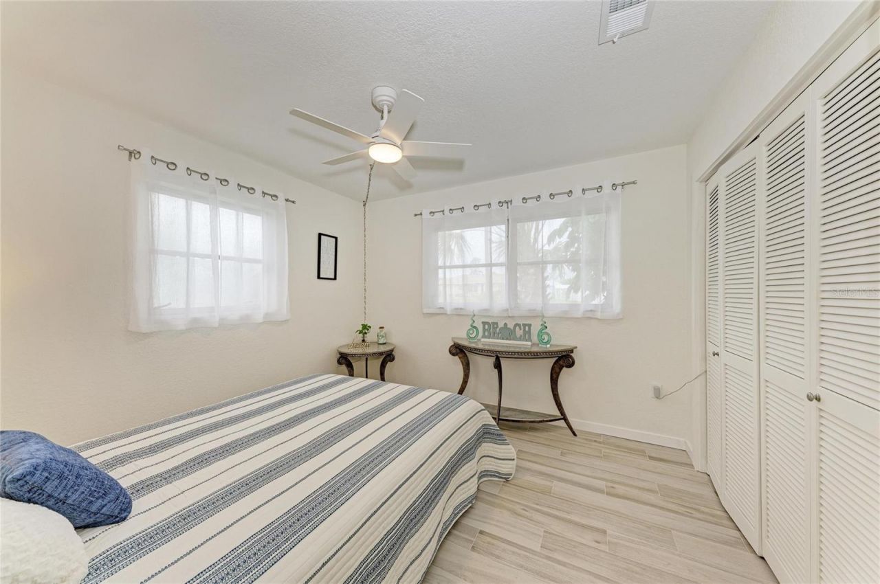 449 W Tarpon Boulevard Nw, Port Charlotte, FL 33952 Photo
