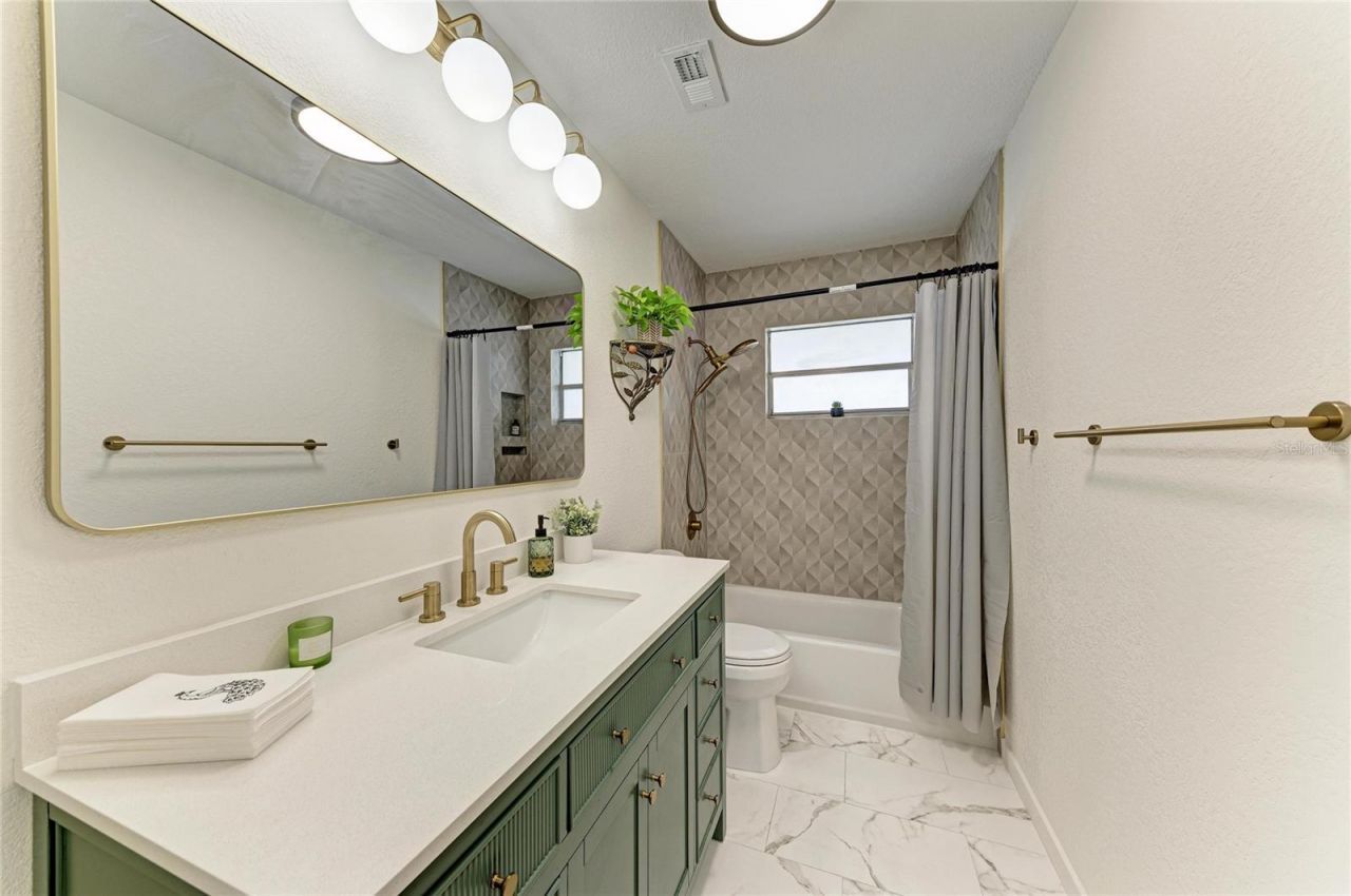 449 W Tarpon Boulevard Nw, Port Charlotte, FL 33952 Photo