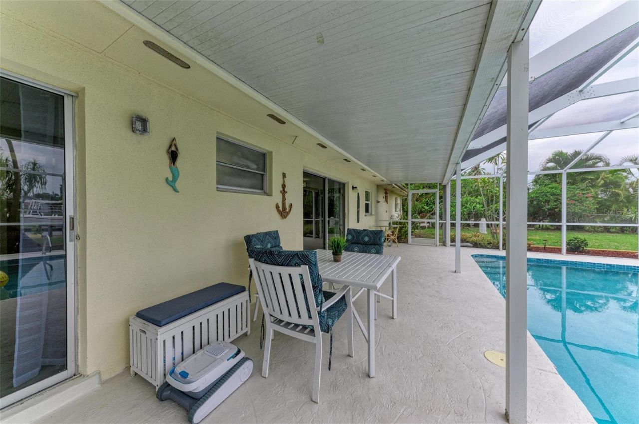 449 W Tarpon Boulevard Nw, Port Charlotte, FL 33952 Photo