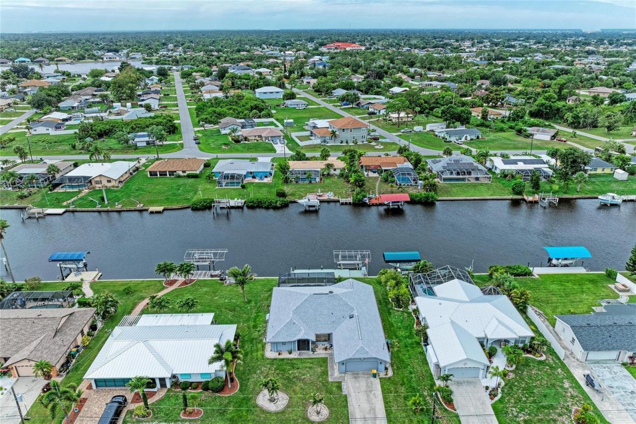 449 W Tarpon Boulevard Nw, Port Charlotte, FL 33952 Photo