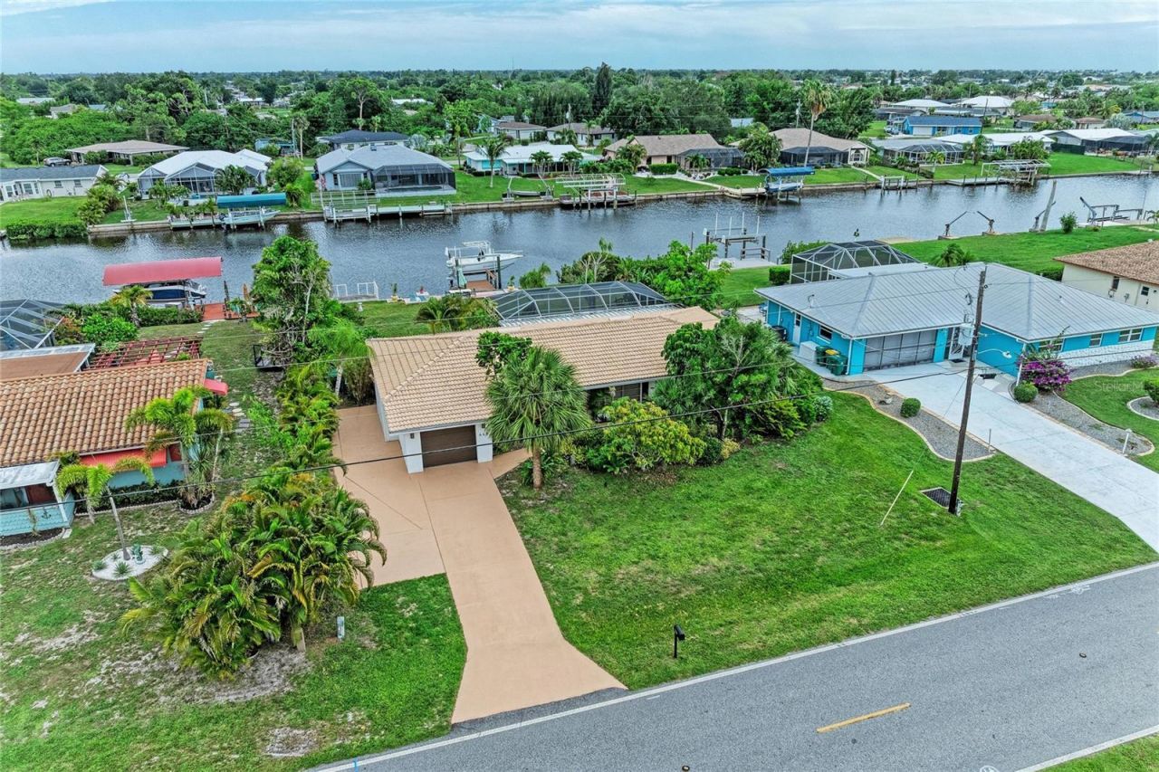 449 W Tarpon Boulevard Nw, Port Charlotte, FL 33952 Photo