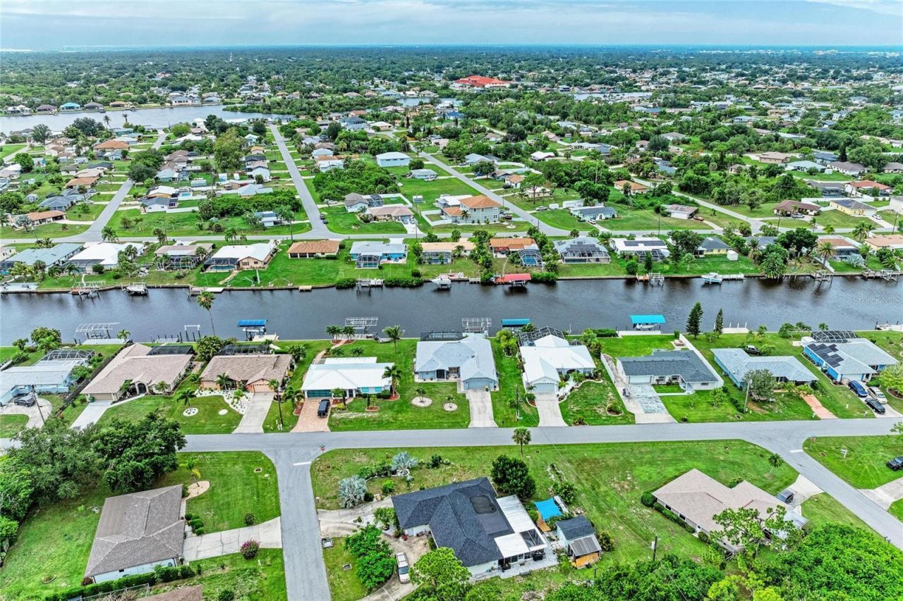 449 W Tarpon Boulevard Nw, Port Charlotte, FL 33952 Photo