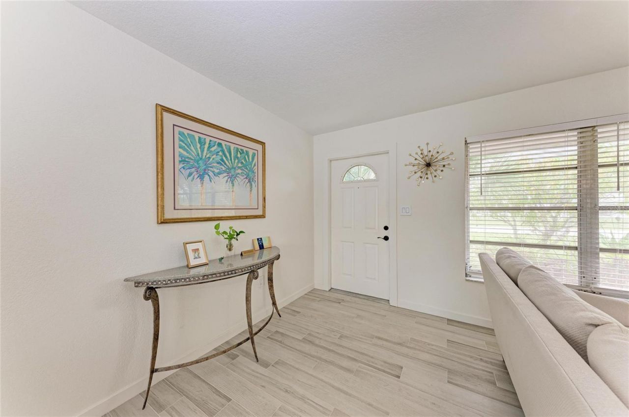 449 W Tarpon Boulevard Nw, Port Charlotte, FL 33952 Photo