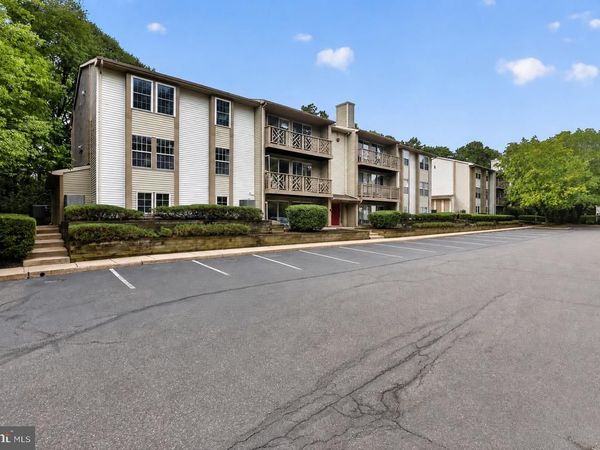 33 SEQUOIA COURT, MARLTON, NJ 08053