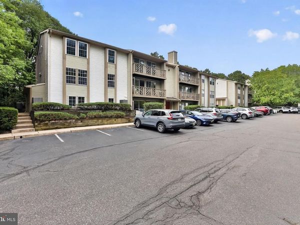 33 SEQUOIA COURT, MARLTON, NJ 08053