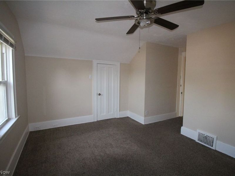 5757 Pearl Road, Parma, OH 44129 Photo 17