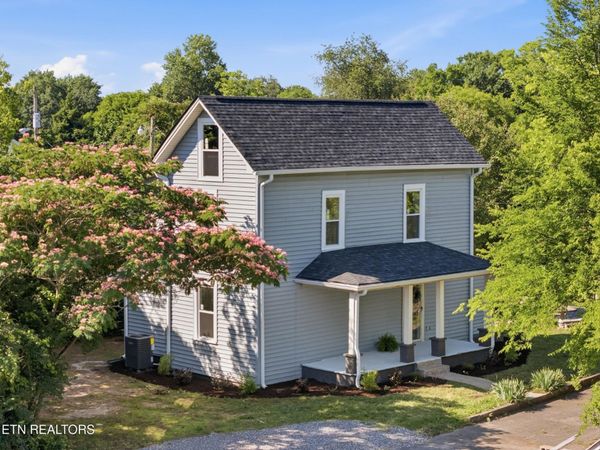 315 Poplar St , Lenoir City, TN 37771