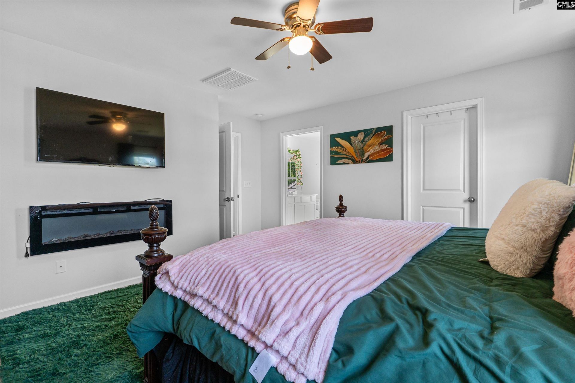 398 Keeble Drive  Photo 18